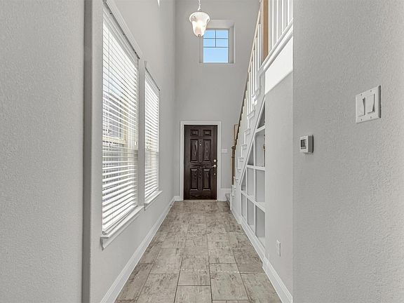 4th image of 3424 Rooba St