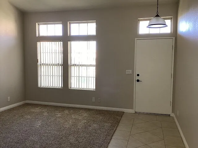 3 bed, 2.0 bath, 1477 sqft, $2,800 — Photo 3