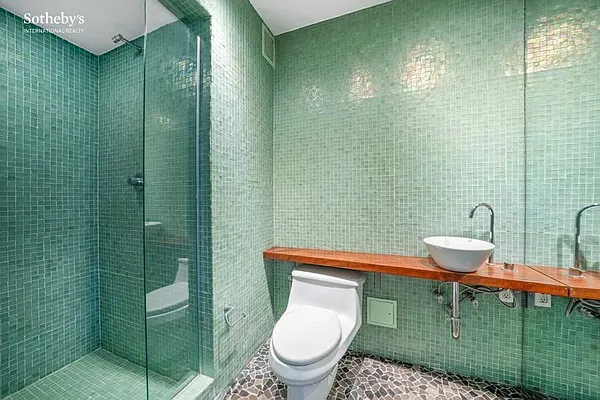 Rented by Sotheby's International Realty | media 14