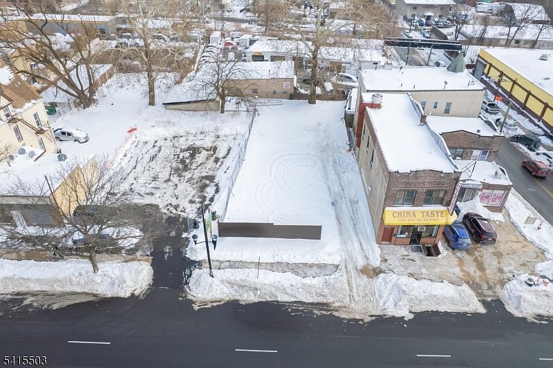 1st image of 20-22 Washington Ave