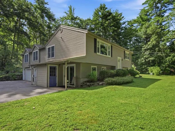 89 North Road, Sandown, NH 03873