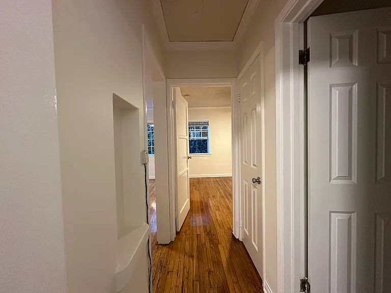 1949 1/2 Wilcox Ave #1949-1/2 — Photo 7