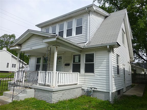 2nd image of 794 W Waggoner St