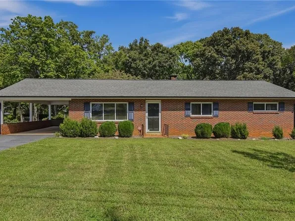 535 Lewisville Clemmons Rd, Lewisville, NC 27023