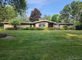 N2835 County Road Z, Dousman, WI 53118