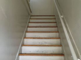 323 Prospect Ave NE, 03