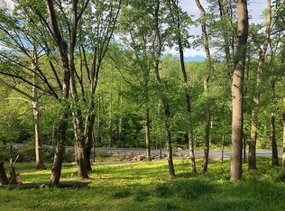 89 Creek Rd, Glen Mills, PA 19342