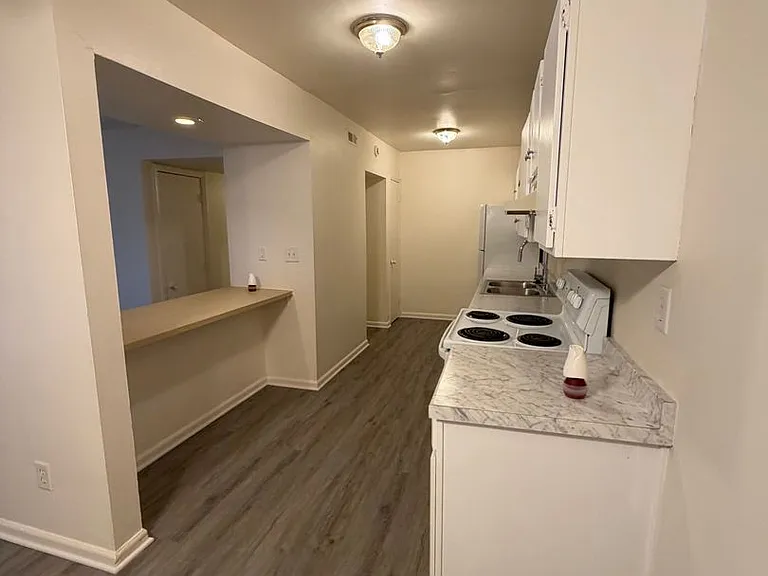 702 Farmhurst Dr #N — Photo 10
