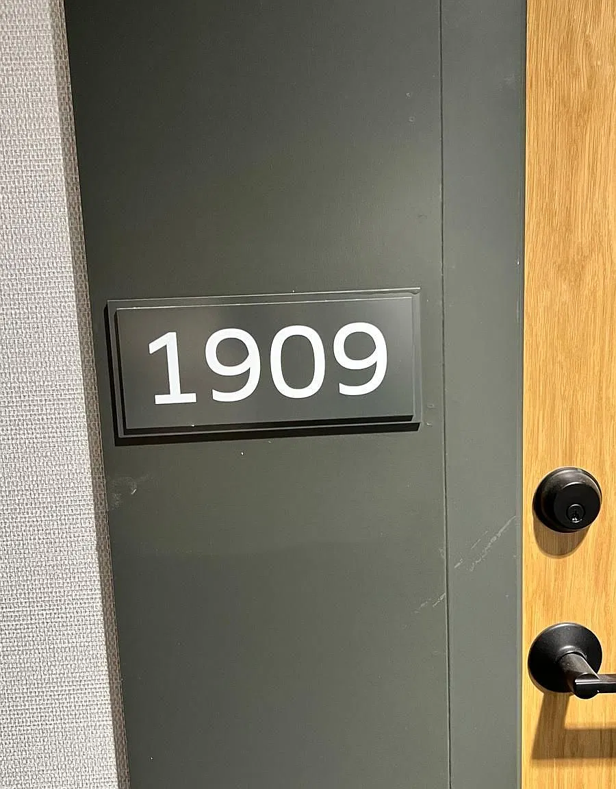 2 bed, $2,850 — Photo 4