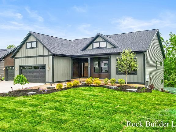 2nd image of 7134 Sugarmaple Dr