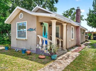 616 Dora St, New Smyrna Beach, FL 32168