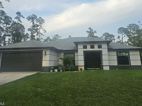 3rd image of 816 Willard Ave