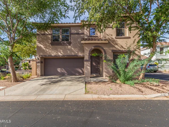 1096 E PARKVIEW Court, Gilbert, AZ 85295