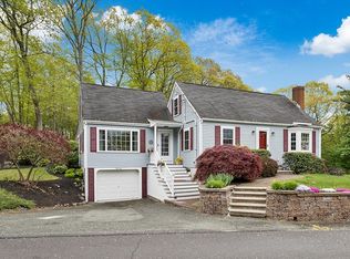 13 Meadowview Rd, Foxboro, MA 02035