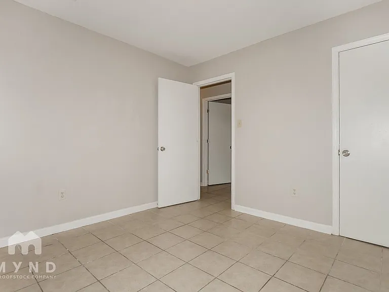 10571 Chateau Rd — Photo 15