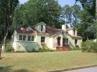 2367 Ridgeway Ave, College Park, GA 30337