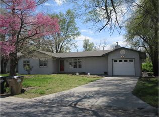 405 W 24th Ave, Hutchinson, KS 67502