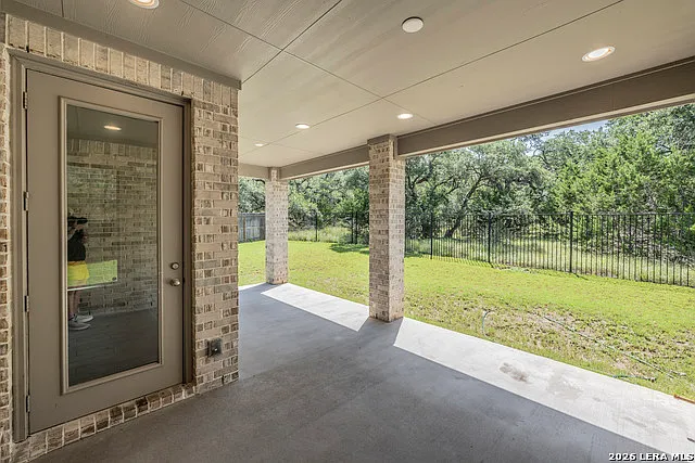 1729 Durham Park — Photo 32