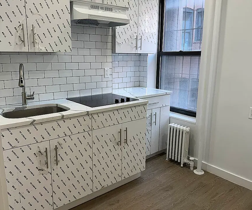 171 Hester St #5F