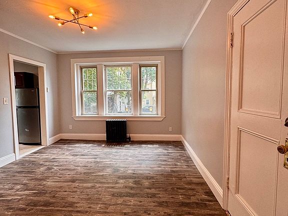 2nd image of 20 Chestnut St APT 103