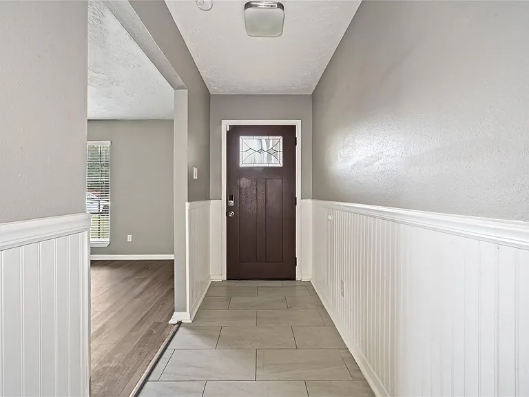 7310 Kite Hill Dr — Photo 4