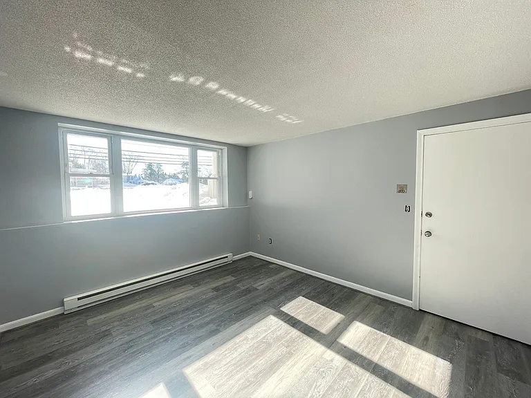 181 Loudon Rd #212 — Photo 3