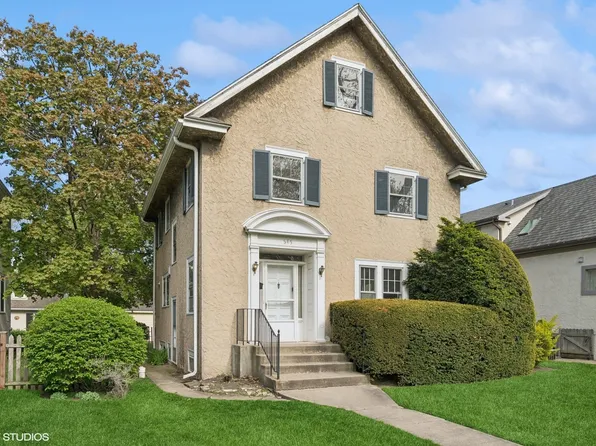 545 Exmoor Rd, Kenilworth, IL 60043