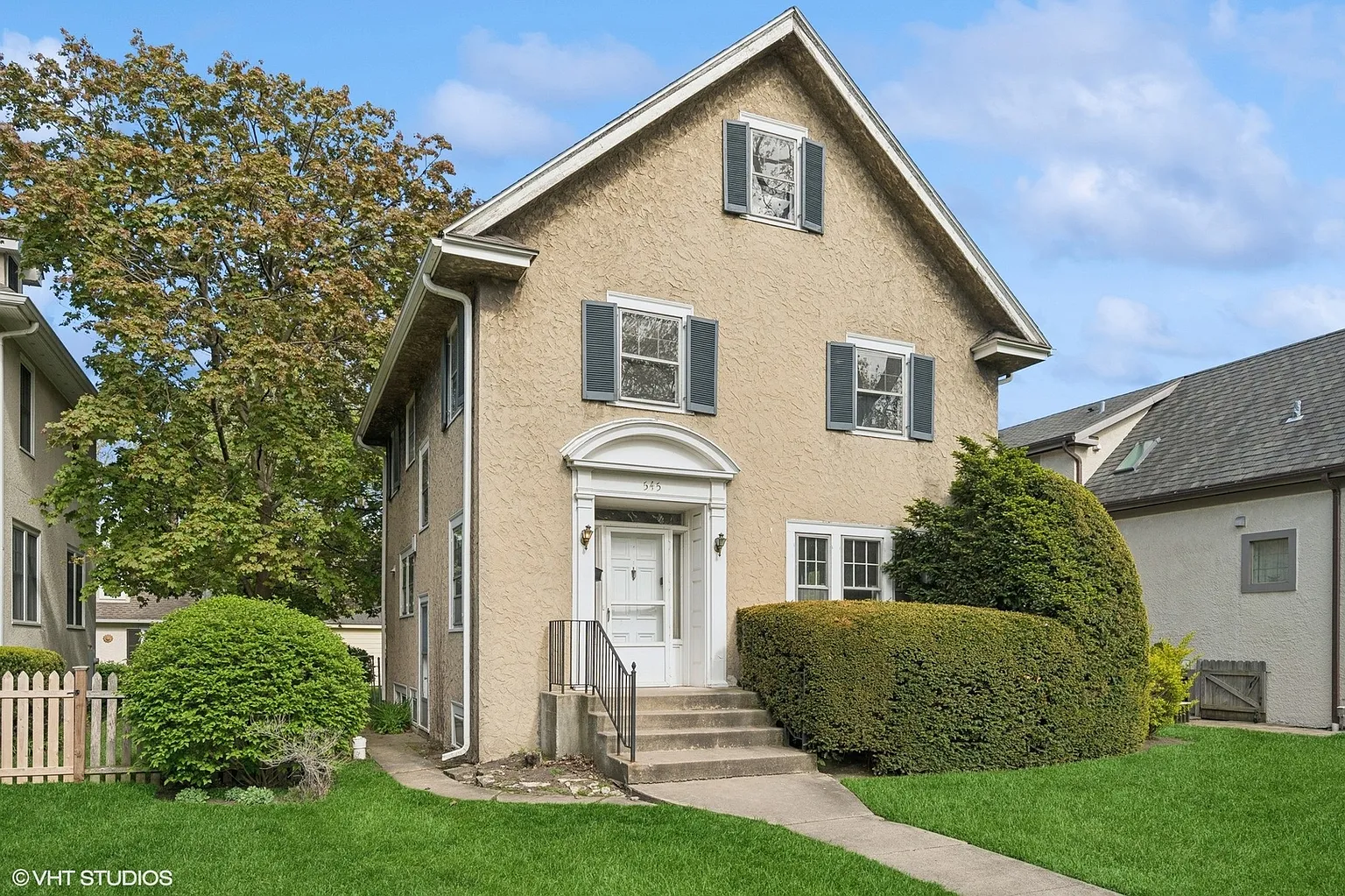 545 Exmoor Rd photo 1
