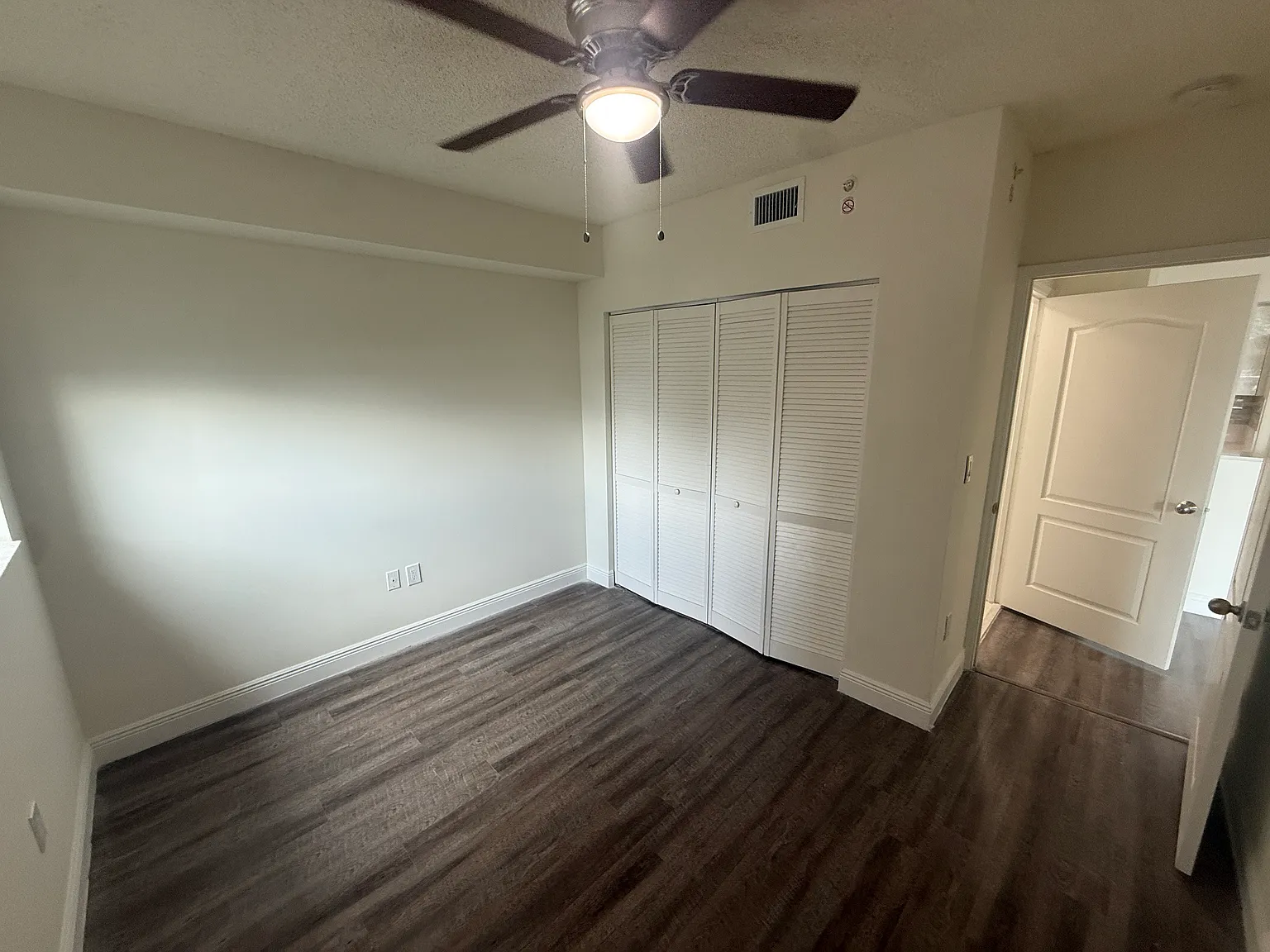 2 bed, 1020 sqft, $2,829 — Photo 3