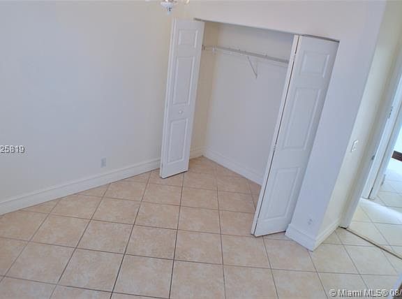 4th image of 3838 SW 50th Ct