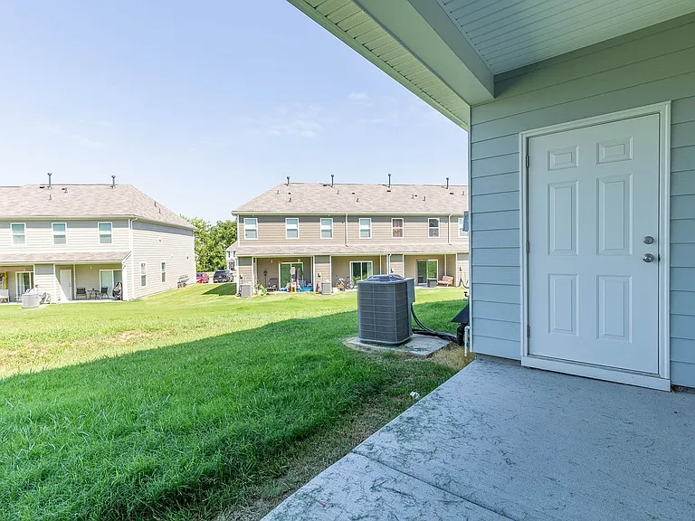 626 Longtail Ln — Photo 31