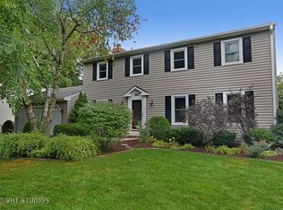 1758 Fender Rd, Naperville, IL 60565