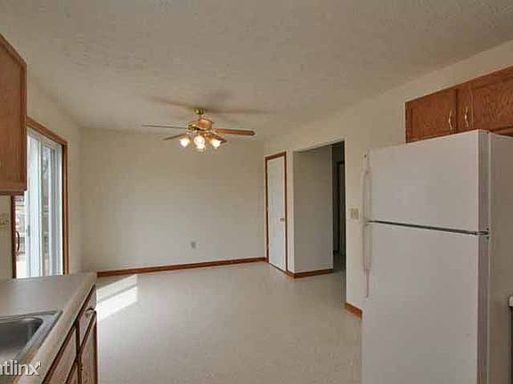 SB-Dining room
