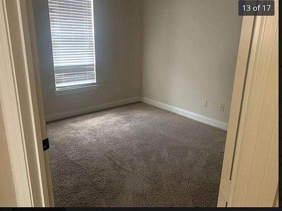 4th image of 208 Parker Ln
