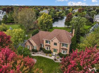 38W342 Stevens Glen Rd, St Charles, IL 60175