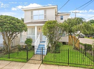 3934 Laurel St, New Orleans, LA 70115