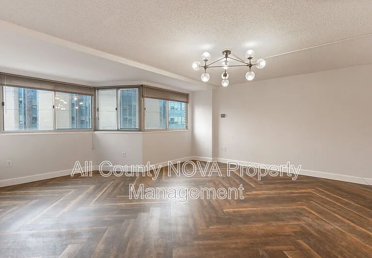 922 24th St NW #614 — Photo 9