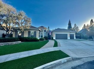 102 El Paso Ave, Clovis, CA 93611