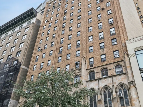 2166 Broadway image 10 of 10