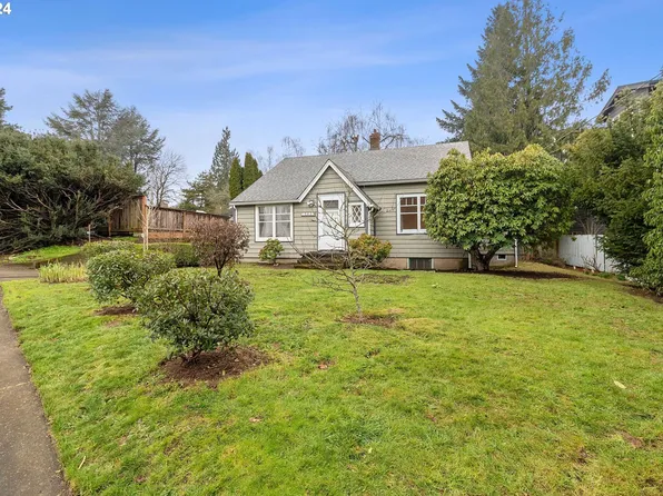 10425 SW Capitol Hwy, Portland, OR 97219