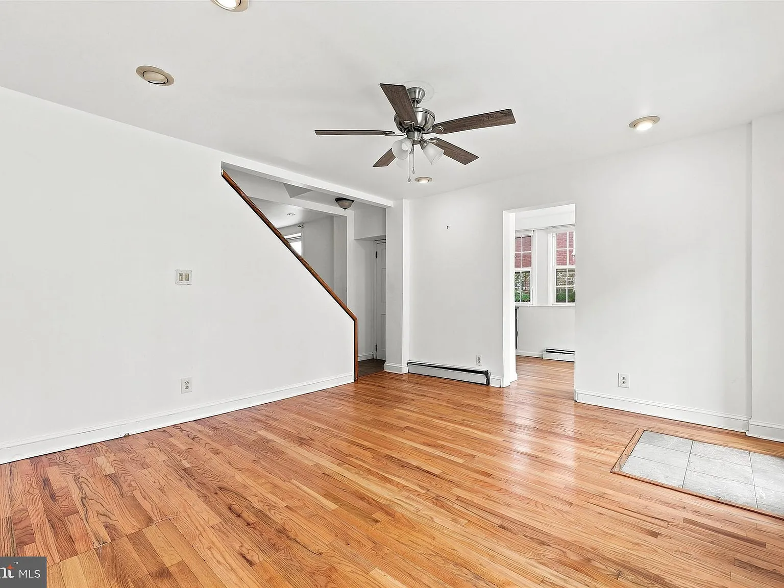 4 bed, 1536 sqft, $2,600 — Photo 3
