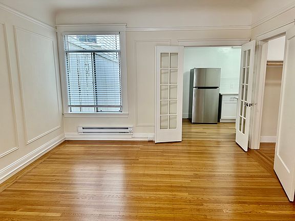 2nd image of 2745 Webster St #5