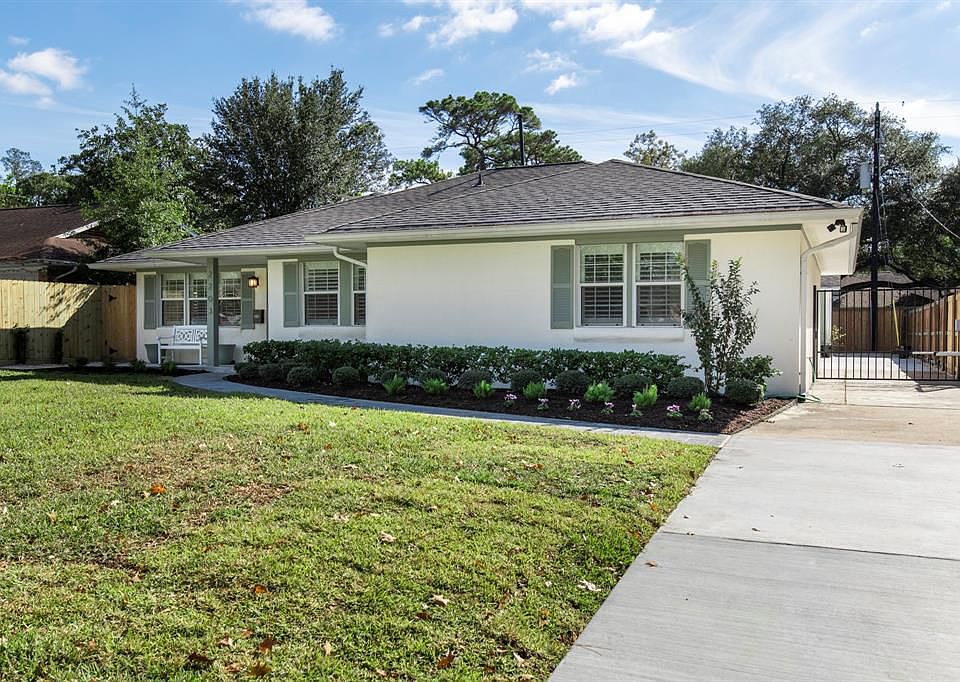 1st image of 2203 De Milo Dr