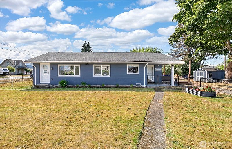 2nd image of 391 Dundass Avenue