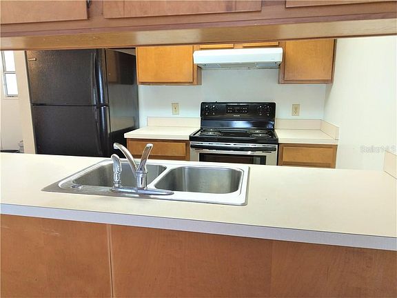 4th image of 4889 W McElroy Ave #G213