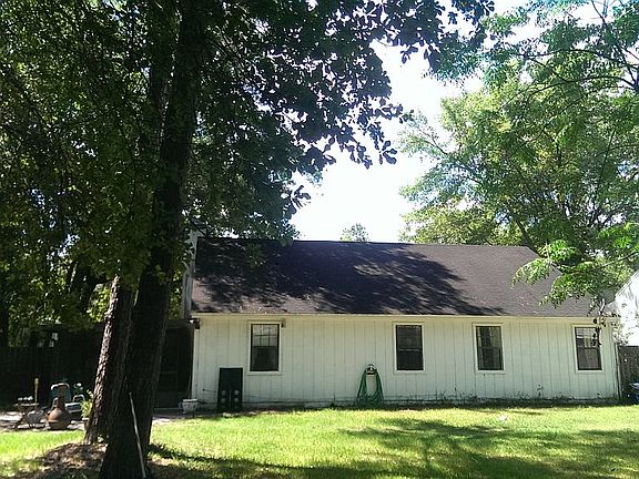 4th image of 3753 Jamestown Ln
