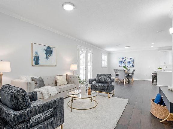 2nd image of 502 S Albany Ave APT 1
