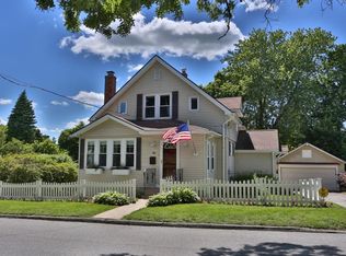 26 Davenport St, Worcester, MA 01610