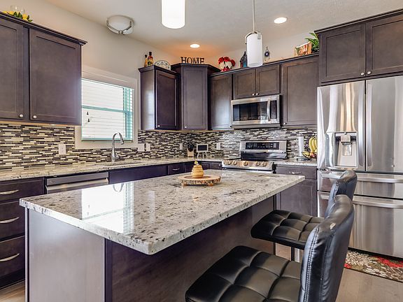5th image of 9137 Mohave Dr