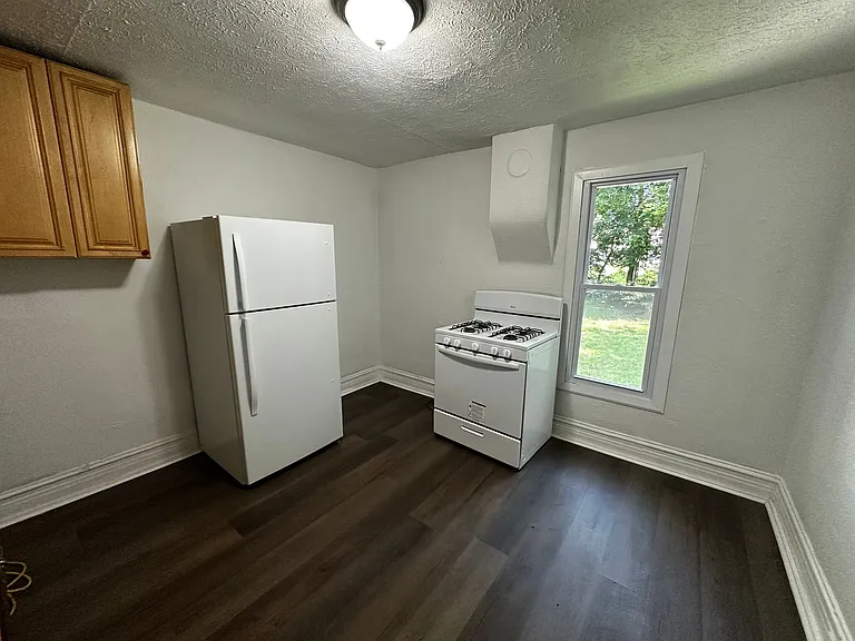 723 Shirland Ave — Photo 21